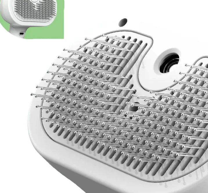 SmoothSpray Pet Comb